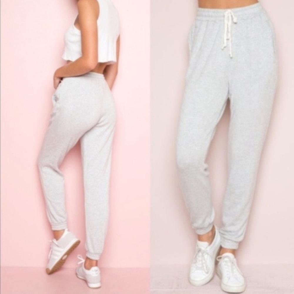 Brandy Melville Rosa sweatpants